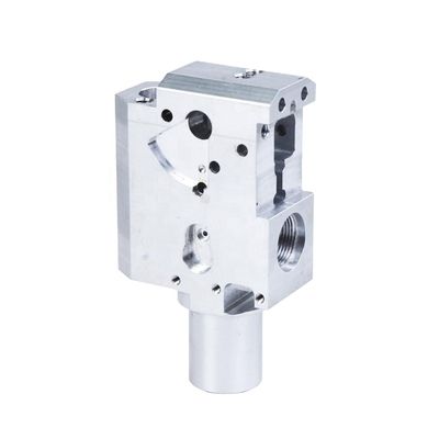 Serviço de Processamento de Metal de Tamanho Personalizado Partes sobressalentes de Máquina CNC com e competitivo