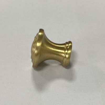 Peças metálicas personalizadas para processo de dobra e polir de profissionais
