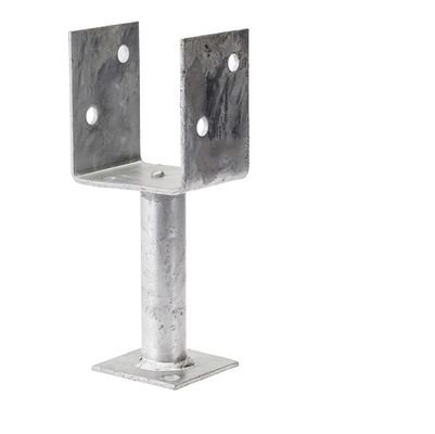 Suportes metálicos personalizados para fixação segura de postes de madeira de concreto