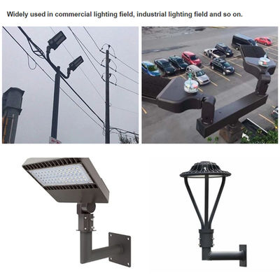 Bracket de pólo de luz de moagem de tenão personalizado para LED Shoebox Light em bronze brilhante