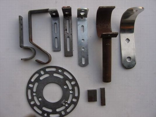OEM Custom Fecha de aço inoxidável Metal Estampagem dobrar peças de hardware de metal para o seu