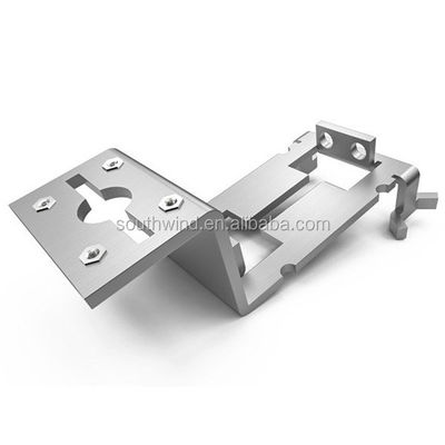 Clamps de tubos pequenos revestidos com óxido negro Estampagem de metal para componentes automotivos
