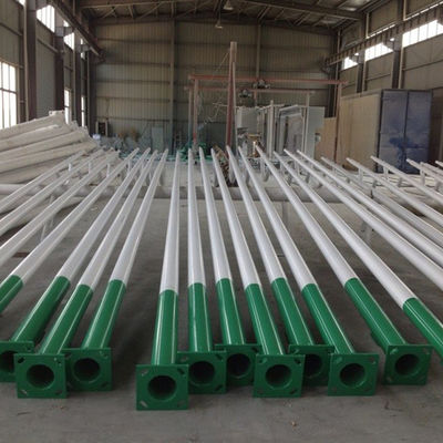 Pólus de luz exterior galvanizado a quente 5-12m para requisitos do cliente