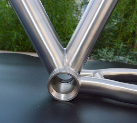 Tolerância 0,05 mm Serviço de soldadura de estampagem de tubos de tronco de chapa de metal OEM industrial