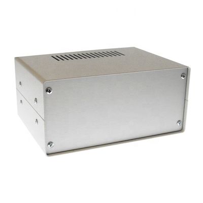 Linha de prensagem automatizada para revestimento de chapa de metal de pó branco personalizado Estampagem de dobra de soldadura de perfuração de fabricação