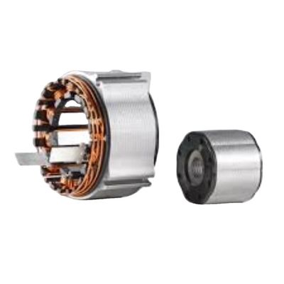 Desempenho superior com um estator e um rotor de hub personalizados alimentados por um motor elétrico