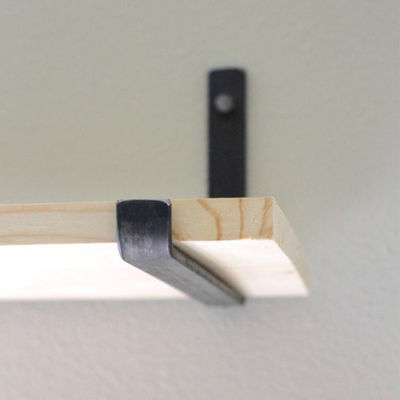 Brackets de montagem de parede de prateleiras flutuantes metálicas com acabamento revestido em pó e processo de moagem