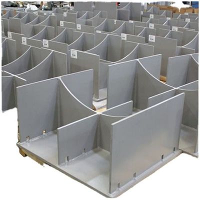 Peças de estampagem automática anodizadas pretas, feitas sob medida por OEM para fabricação por encomenda