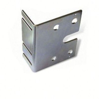 Peças de fabricação de chapas de metal OEM Clips de aço inoxidável para carroceria/bump de automóveis