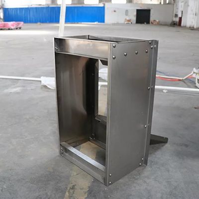 Peças de estampagem soldadas para fabricação de chapas metálicas sob medida para OEM/ODM