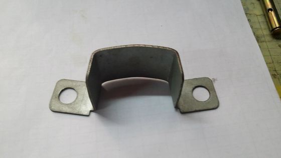 Partes de estampagem de aço inoxidável/alumínio para suportes de fabricação de chapas de metal personalizados
