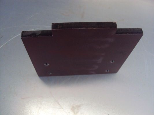 Componentes de perfuramento de chapas de aço carbono espesso e de estampagem de metal