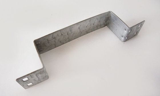 Bracket de alumínio personalizado para cestas penduradas de vedação Melhorar a beleza do seu jardim