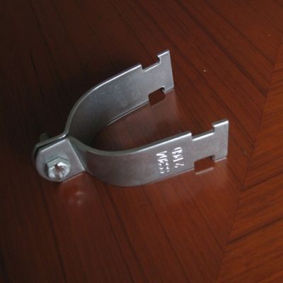 Grampos de tubos metálicos acessíveis com opções personalizáveis