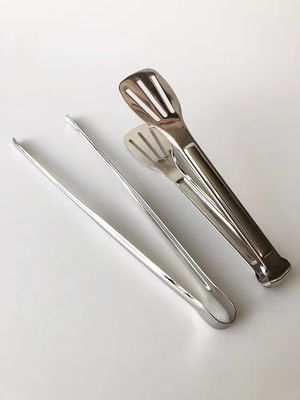 Estampagem de clips de alimentos de aço inoxidável processados para resistência e desempenho industriais