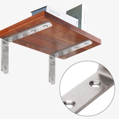 Partes de estampagem para perfurar em processo de tabela de bracket de metal sob medida