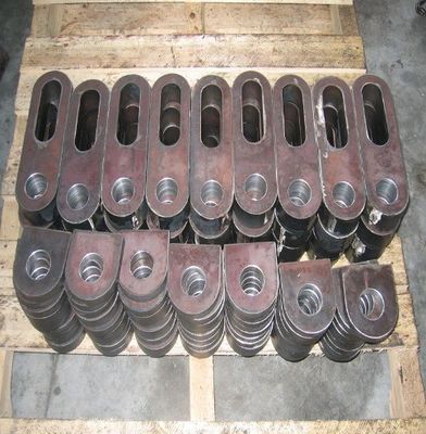 Suporte de escape de estampagem de aço carbono de alta tolerância feito sob encomenda para peças de motocicletas
