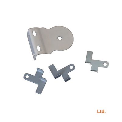 Bracket de metal personalizado feito com fixações de aço carbono e processo personalizado por dobra
